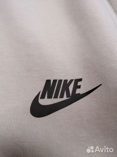 Шорты Nike tech fleece