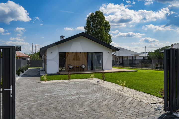 Коттедж 110 м² на участке 10 сот.