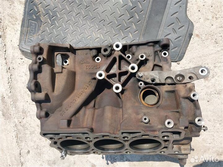 Блок цилиндров Land Rover Discovery 3 2.7 276DT