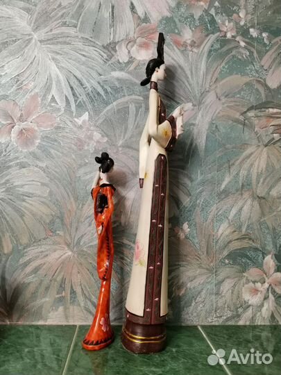 Статуэтки Девочки