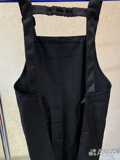 Новый фартук для мастера маникюра