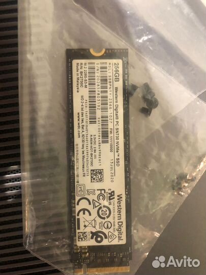 Ноутбук на запчасти