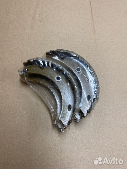 Задние тормозные колодки Mercedes Sprinter w904