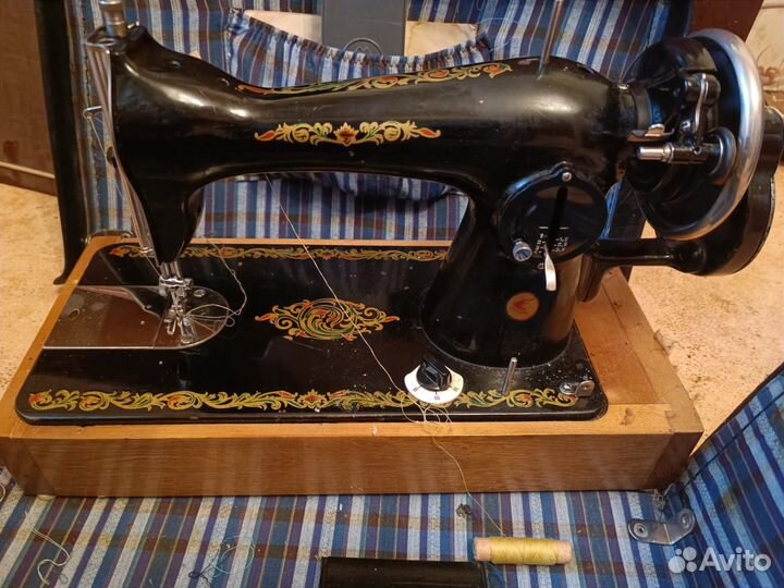 Швейная машинка