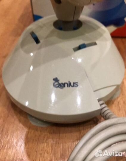 PC джойстик 'Genius J-12' из 90х