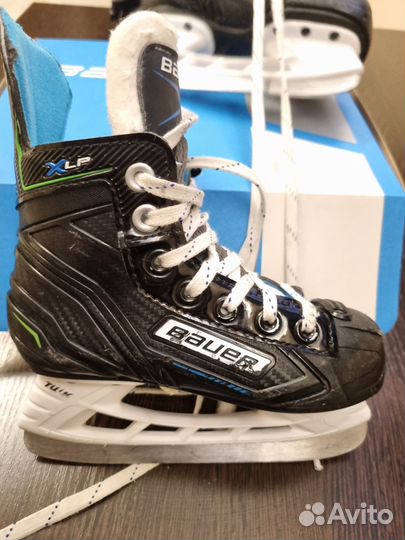 Коньки хоккейные детские