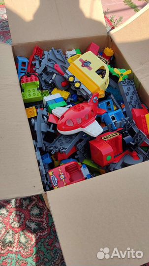 Lego duplo поезда с доп.рельсами, робот, самолёты