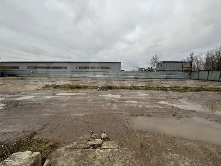 Сдается открытая площадка, 955 м²