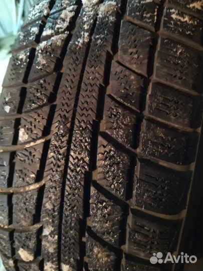 Valleystone VW77 215/70 R16
