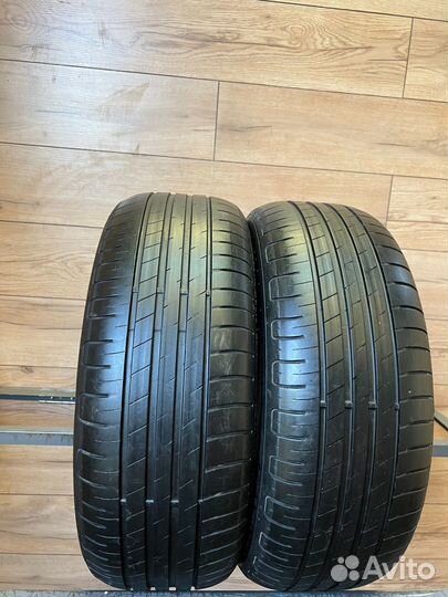 Goodyear EfficientGrip Performance 205/60 R16
