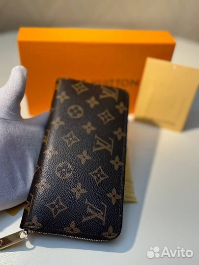 Louis vuitton кошелек