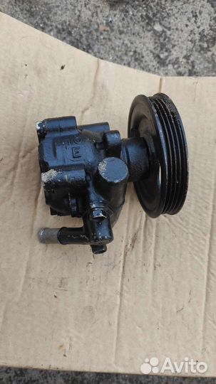 Насос гидроусилителя Nissan Primera P11