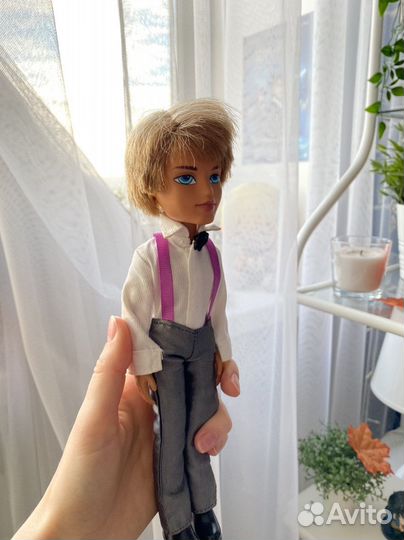 Братц кукла (Bratz) 2010 года