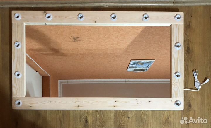 Гримерное зеркало