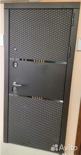 Входные двери Люкс с зеркалом