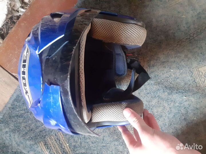 Шлем для мопеда