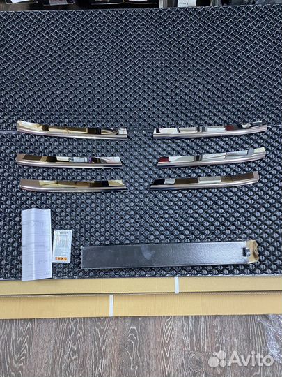 Накладки решетки радиатора VW Multivan Т5 2003