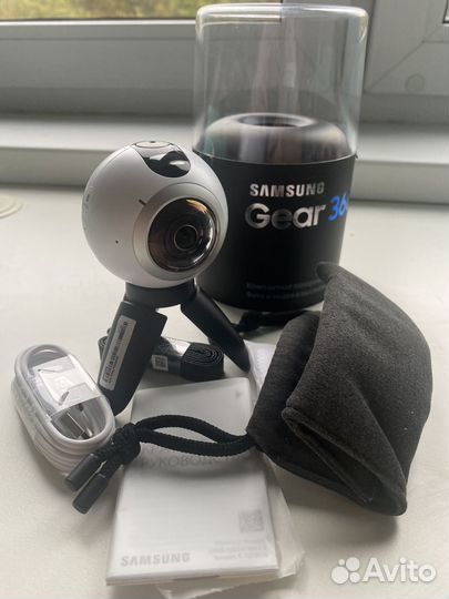 Экшн-камера Samsung Gear 360