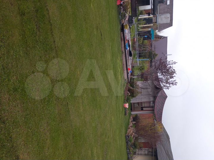 Коттедж 250 м² на участке 10 сот.