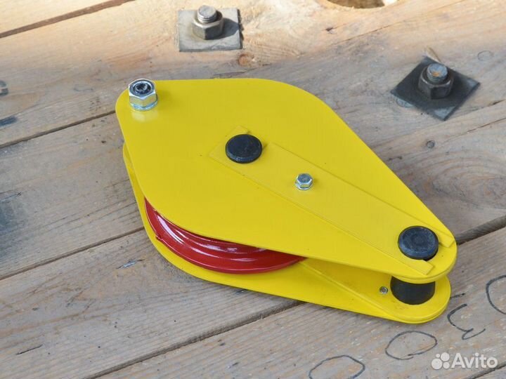 Блок закрытый с пальцем 0,5т Гп-Б-0,5-01(02)