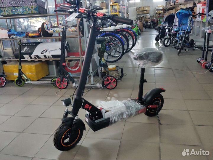 Электросамокат с сиденьем