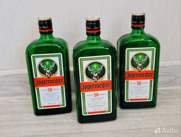 Бутылки из под алкоголя