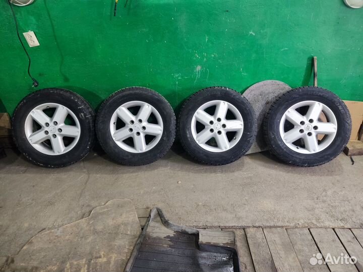 Roadstone Winguard 225/65 R16