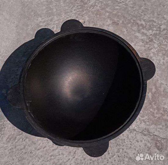 Чугунный казан для очага