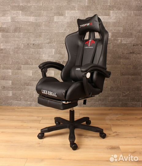Офисное кресло (геймерское). Кресло для директора