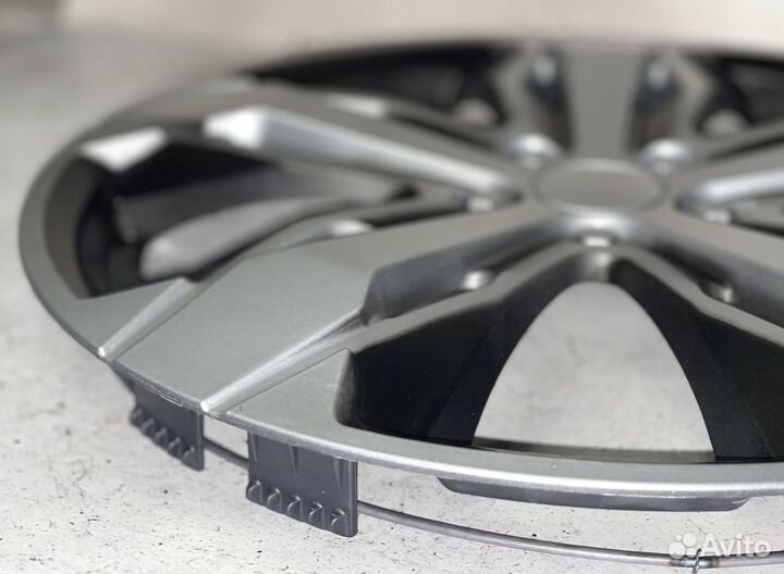 Колпаки R15 новые 4 шт