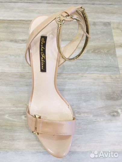 Босоножки брендовые