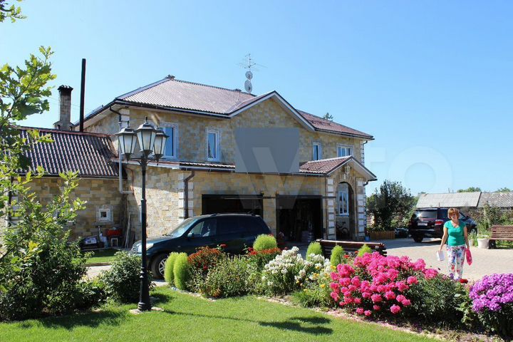 Коттедж 400 м² на участке 24 сот.