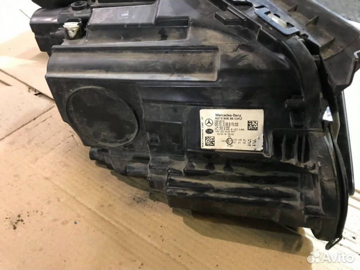 Фара левая передняя A2138260091 Mercedes-Benz E