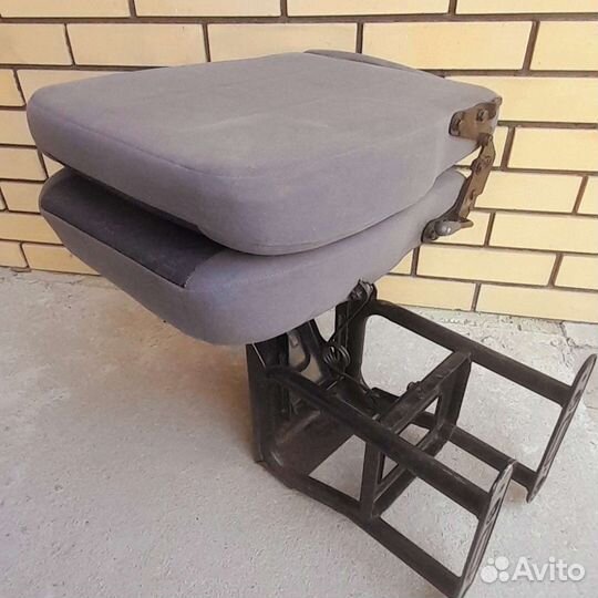 Сидения раскладное. ssangyong Istana