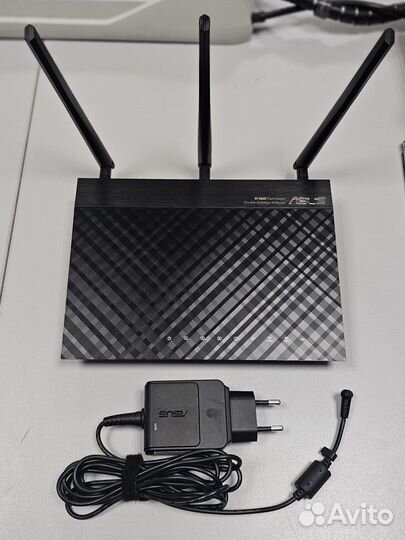 Wi-Fi роутер Asus RT-N66U