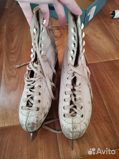 Коньки фигурные Botaz 36 размер