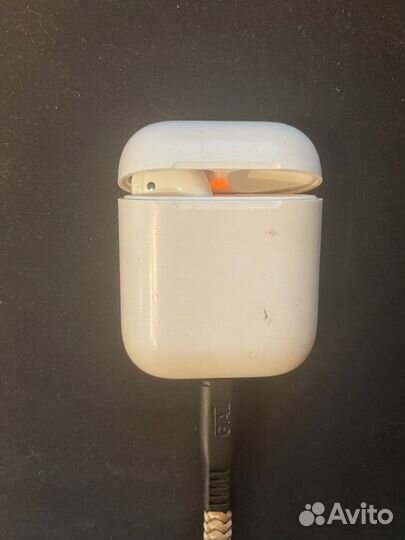 Airpods левый 1 поколение + кейс