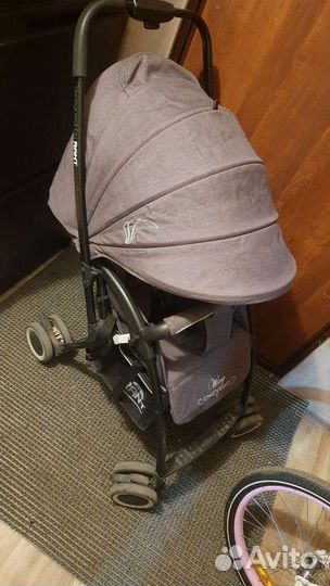 Прогулочная коляска