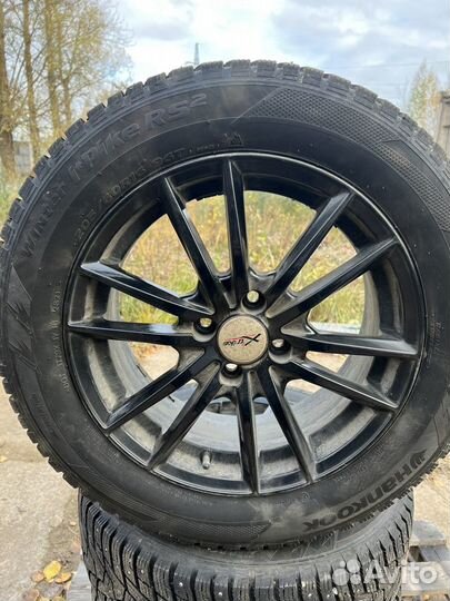 Hankook Winter I'Pike 205/60 R16