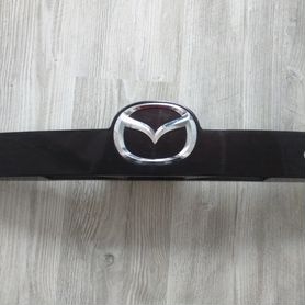 Накладка двери багажника Mazda CX7