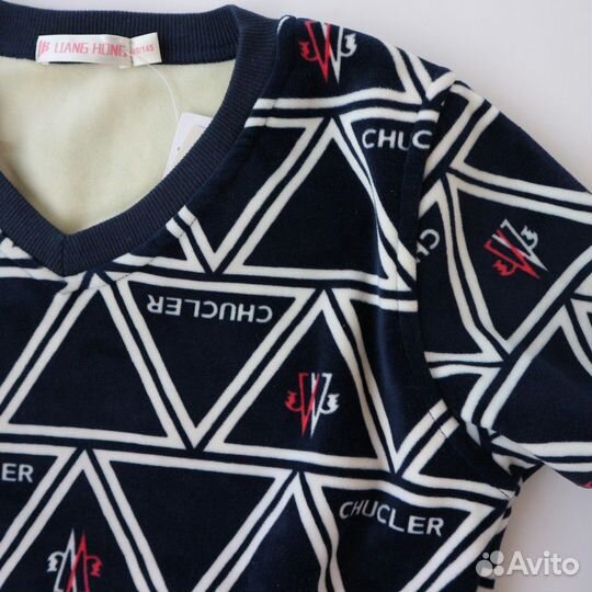 Кофта для мальчика на рост 146 см новая