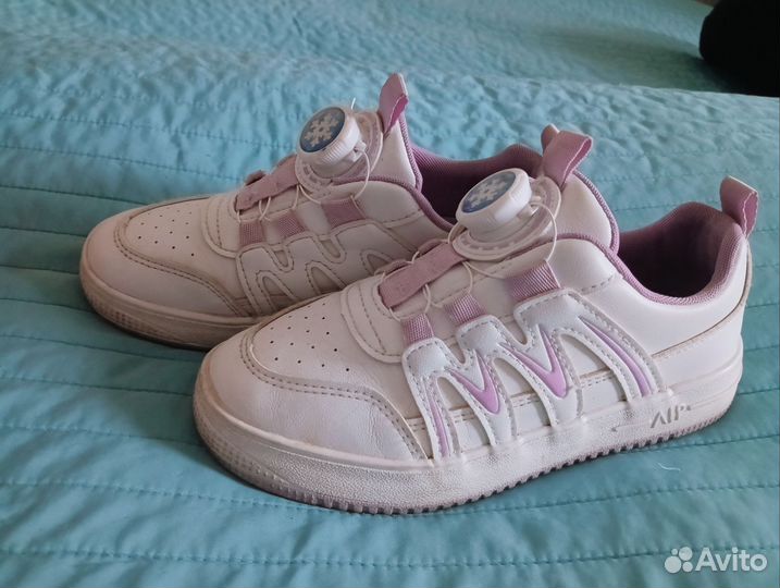 Кроссовки 20,5 см стелька Микаса