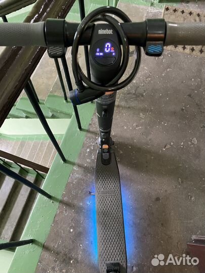 Электросамокат ninebot kickscooter es2