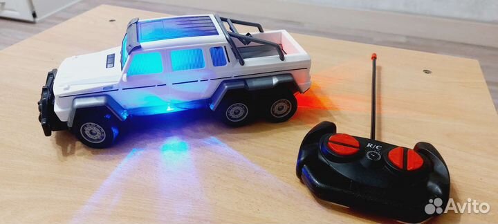 Игрушки, машинки, пакетом