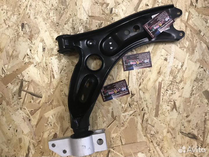 Рычаг передний левый Volkswagen Skoda