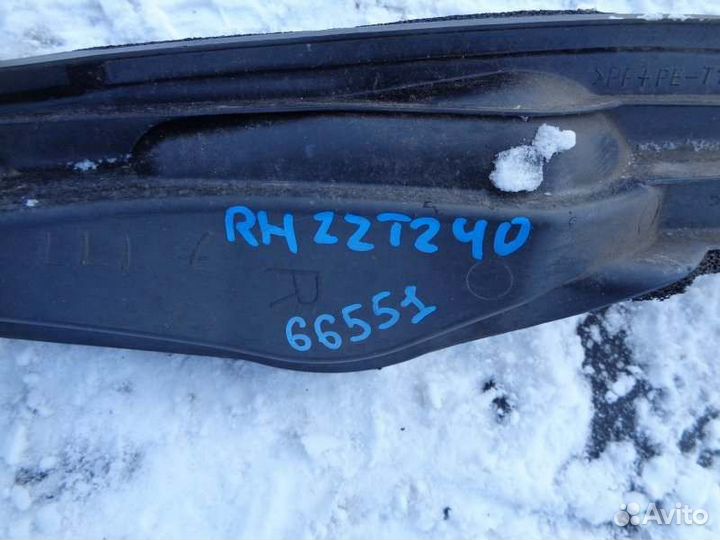 Пыльник крыла передний правый Toyota Allion ZZT240