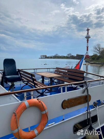 Прогулки на катере