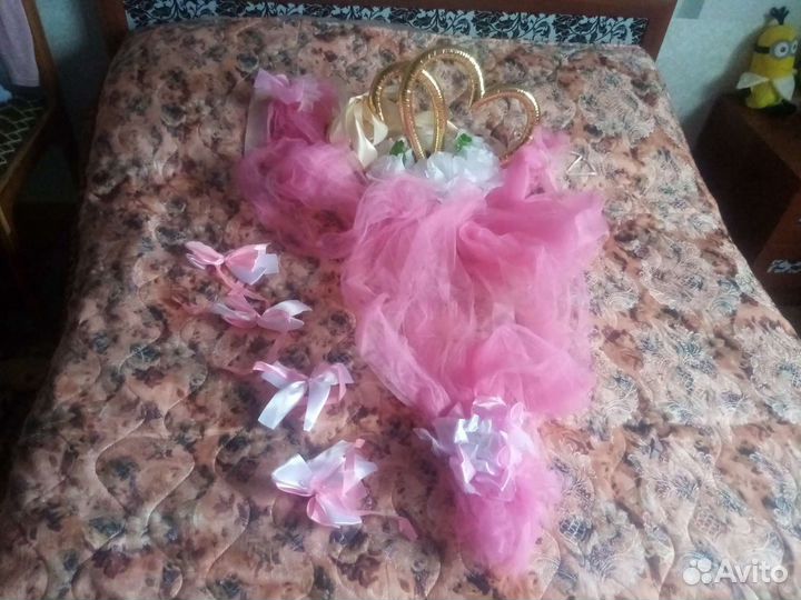 Украшение на автомобиль