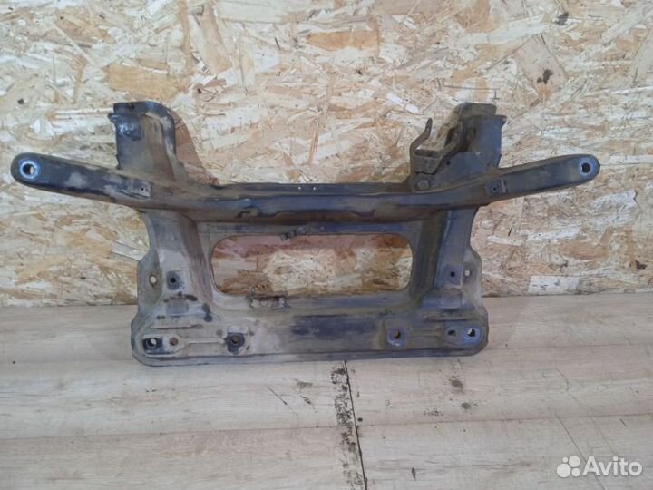 Балка подмоторная (подрамник ) Citroen Xsara