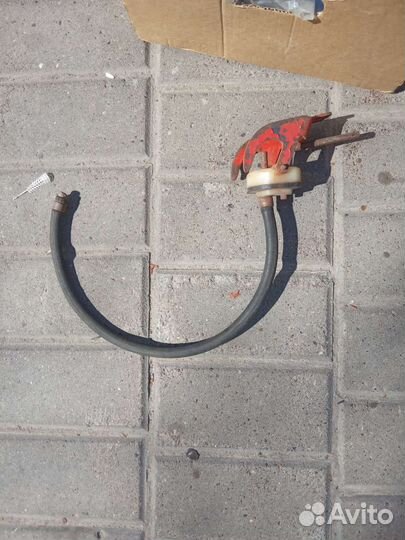 Насадка на лодочный бензобак